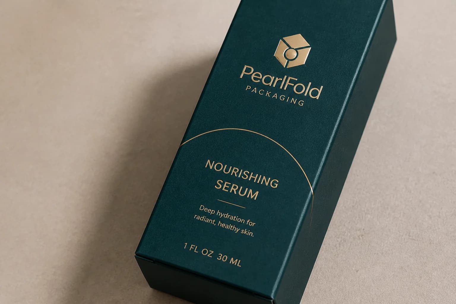 Close view of a PearlFold serum carton demonstrating a clear front-panel hierarchy